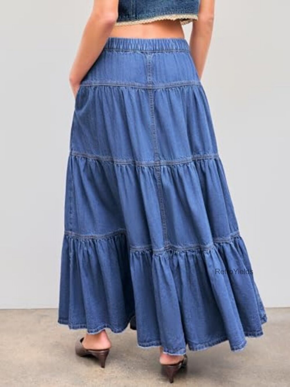 High Waisted Denim Maxi Skirt with Pockets - Picture 4 of 7